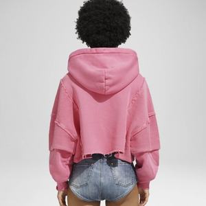 Hoodie court et ample rose vif, coupe streetwear, épaules tombantes, effet usé, en molleton 100% coton, style streetwear - Product Image 3