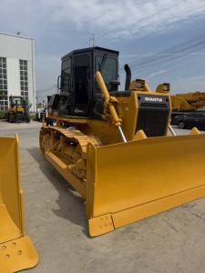 Bulldozer Shantui SD13 en Buen Estado, 105kW, Original, para Construcción de Carreteras y Nivelación de Terrenos, con Pocas Horas de Trabajo - Product Image 3