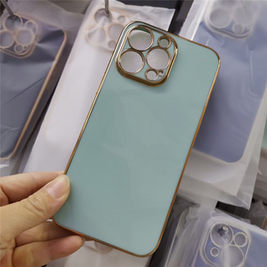 Custodia di lusso per <span class=keywords><strong>Samsung</strong></span> S25 S24 S23 S22 A54 A53 <span class=keywords><strong>A52</strong></span> A34 A32 A72 A73 A23 A24 A33 A22 5G M32 <span class=keywords><strong>A52</strong></span> <span class=keywords><strong>Cover</strong></span> per telefono in <span class=keywords><strong>Silicone</strong></span> morbido - Product Image 3