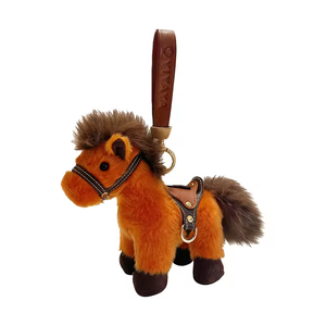 Adorno Colgante de Peluche con Forma de Caballo, Relleno de Algodón PP, 13cm de Altura, para el Año del Caballo, Venta Caliente al por Mayor y al por Menor, para Colgar en Bolsos - Product Image 1