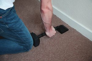 Herramientas para Pisos Tensor de Alfombras Manual Ajustable Estirador de Rodilla para Colocación de Alfombras en Sala de Estar - Product Image 4