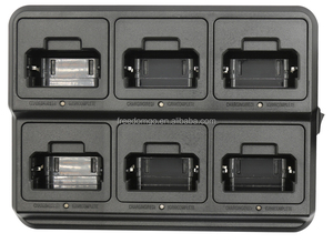 Baofeng <span class=keywords><strong>BF</strong></span>-<span class=keywords><strong>888</strong></span> Negro, Paquete de 6 Walkie Talkies de 16 Canales con Cargador Conectado, Auriculares, Radio Bidireccional UHF de 3W, Juego Completo de Radios Portátiles - Product Image 3