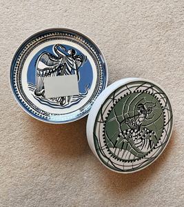 Service de table en porcelaine fine de style européen à prix réduit, 9 pouces - Product Image 1