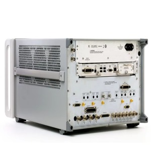 Analyseur de réseau micro-ondes Keysight / Agilent N5225a Pna, 50 GHz - Product Image 3