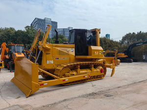 Bulldozer Caterpillar D7G d'occasion du Japon, modèle 2023, moteur Cummins, boîte de vitesses, pompe, 160 CV, capacité de bulldozing de 8,6 m, à vendre - Product Image 5