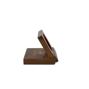 Caja de Regalo y Artesanía de Madera Rectangular Plegable Hecha a Mano con Grabado Láser, Modelo DS DSG-1008, de Nogal, para Medallas, Monedas y Souvenirs, Venta al por Mayor Personalizada - Product Image 2
