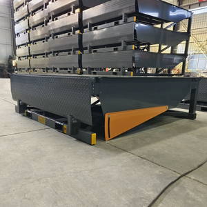 고정식 보딩 브리지 유압 로딩 램프 6-10톤 신차오웨 DCQG8-0.7 2000x2000mm 창고 트럭 컨테이너 적재용 - Product Image 3