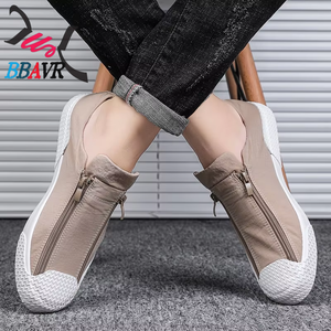 รองเท้าผ้าใบผู้ชายสีขาวระบายอากาศดี สไตล์ลำลอง แฟชั่นฤดูใบไม้ร่วง - Product Image 4