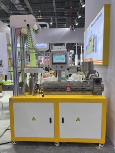New Lab <strong>Plastic</strong> Monolayer Blown Film <strong>Extruder</strong> for PP PE TPU PET with Efficient Motor Gearbox Single Layer Blown Film <strong>Machine</strong> - Product Image 3