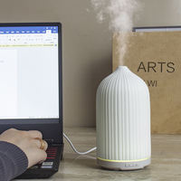 Humidificateurs d'huile essentielle de brume de jet Diffuseur d'aromathérapie d'artisanat en céramique blanche