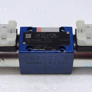 R900561288 4we 6 J62/eg24n9k4 ตัวควบคุมทิศทาง 24vdc ของแท้ใหม่พร้อมส่ง ระบบอัตโนมัติทางอุตสาหกรรม Pac Dedicated Plc Programming - Product Image 1