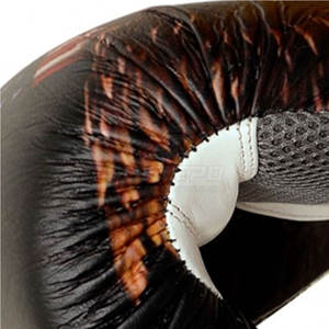 Guantes de boxeo de calidad superior hechos profesionalmente Guantes de cuero de etiqueta privada al por mayor - Product Image 5