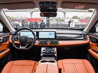 Jetour Shanhai L7 2026, SUV PHEV Familiar Mediano, Económico, 1.5T, 130 km de Autonomía, Confortable, Lujoso, para Viajes Diarios, Volante a la Izquierda