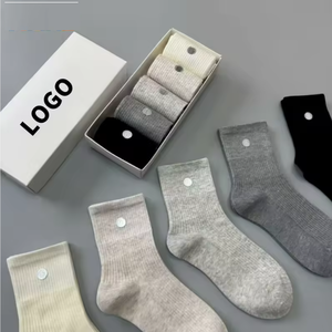 Chaussettes de course professionnelles sans couture à compression, Coolmax, séchage rapide, absorption des chocs, chaussettes personnalisées à étiquette privée, course à pied, cyclisme, sports - Product Image 2