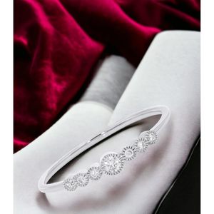 KEEVA JEWELS-Anillo redondo de siete piedras de oro sólido 0.10Ct FG/VS, joyería fina - Product Image 2
