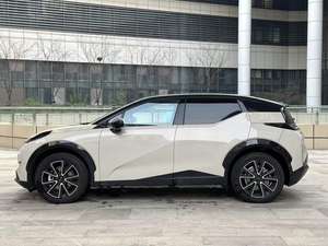 Zeekr X Usado, Edición Magic Cube, 4 Asientos, Tracción Trasera - Product Image 3