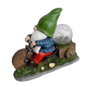Garden Gnomes Outdoor Decorations Solar Gnome Carrying Magic Ball With LED Lights Solar Gnome Figurine