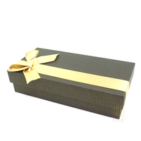 Boîte rigide en carton pour bracelet de montre et collier avec doublure douce pour le rangement de bijoux et l'emballage cadeau