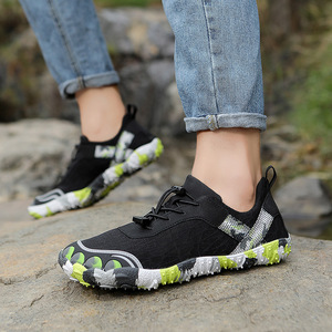 Chaussures d'eau en daim pour hommes et femmes, à enfiler, séchage rapide, tissu extensible + caoutchouc, baskets de sport d'extérieur, randonnée, plage, natation, surf - Product Image 2