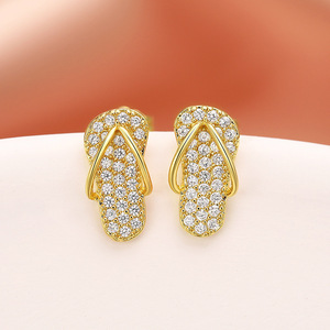 Orecchini a Clip Placcati Oro con Cristalli, Gioielli da Festa per Donne, Orecchini alla Moda Trendy - Product Image 1