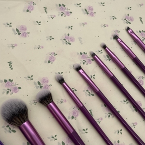 Ensemble de 8 pinceaux de maquillage de luxe en poils synthétiques, manche en bois, virole en aluminium, kit de pinceaux pour le visage, anticernes, fond de teint - Product Image 3