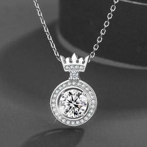 Collana con ciondolo a forma di cuore con zirconi per donna, catena scintillante per la clavicola, gioielli alla moda - Product Image 2