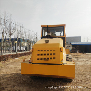 Rodillo Vibratorio de un Solo Tambor, Diseño Compacto Diésel para Construcción de Carreteras y Compactación de Suelos - Product Image 4