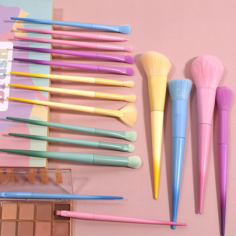 Professional 17 Color Macaron Makeup Brush Set Pink Lip Eyeshadow Makeup Brushes With Box