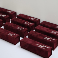 Caja de Regalo Larga de Terciopelo Borgoña Personalizada con Logotipo Árabe en Lámina Plateada, Caja Rígida de Terciopelo para Empaque de Tarjetas de Invitación de Boda Islámica