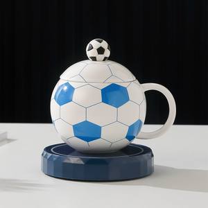 Tasses à café en céramique de 14 oz sur le thème du football pour le thé chaud, parfaites pour offrir en cadeau pour la fête des pères - Product Image 4