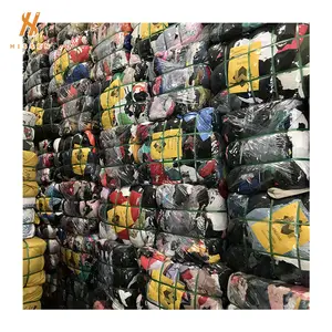 Manteaux d'occasion Blazers de marque Bundle 45Kg Ballots Malaisie Corée Jeans et chaussures Vêtements pour femmes Summer Casual - Product Image 1