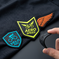 Patch en silicone 3D personnalisé, logo doux au toucher avec support thermocollant pour chaussures, sacs, cadeaux et accessoires textiles, transfert thermique pour vêtements