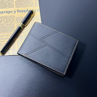 Dompet Pria Multifungsi Pendek Model Baru, Motif Timbul, Warna Solid, Sederhana, Portabel, Tempat Koin, Bahan Kulit PU Polyester