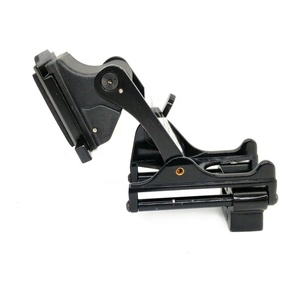 ขายึดหมวกนิรภัยสีดำสำหรับติดตั้งอุปกรณ์มองกลางคืน รุ่น Black Helmet NVG Tipper Mount Metal Tipper Bracket สำหรับ FAST/MICH/M88 ใช้งานกลางแจ้ง - Product Image 6