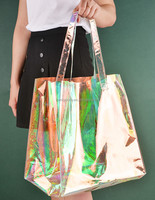Sac fourre-tout réutilisable en PVC holographique avec longue poignée, design laser transparent pour femmes, shopping, voyage et cadeau