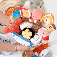 Porte-clés en peluche écologiques, authentiques, à thème fruits de mer, avec motifs de dessins animés créatifs et de prises marines amusantes, expédiés fraîchement, styles variés