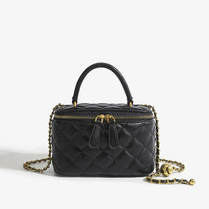 حقائب يد فاخرة جديدة للفتيات، حقائب يد ماركة مشهورة بسلسلة، حقائب كتف مبطنة للسيدات، حقائب يد فاخرة مصممة للنساء - Product Image 6