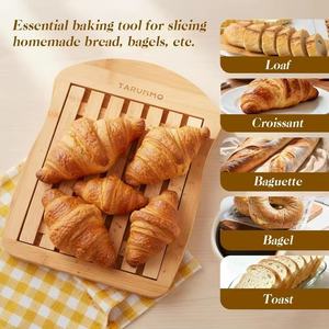 Cortador de pan de madera Tarunyo con bandeja para migas para hornear en casa y cortar tostadas - Product Image 4