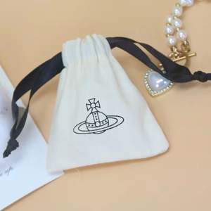ถุงผ้ารูดเชือกแบบกำหนดขนาดเอง ราคาโปรโมชั่น ทำจากผ้าฝ้ายออร์แกนิค สำหรับใส่เครื่องประดับ - Product Image 3