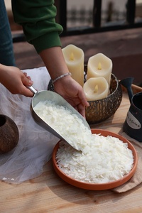 Flocons de cire de soja pure à 100 % DGV pour <span class=keywords><strong>kit</strong></span> de <span class=keywords><strong>fabrication</strong></span> de bougies DIY, origine Shandong, modèle SOY WAX -F02 - Product Image 3