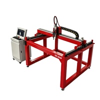 Découpeuse laser à fibre de type portique de bureau contrôlée par CNC avec système d'alimentation automatique pour des travaux de découpe de métaux de précision