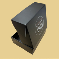 Boîtes de courrier noires pliables avec logo personnalisé Boîtes d'expédition recyclables en papier ondulé enduit pour vêtements Cadeaux emballage en fourrure