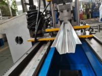 Machine de profilage à froid haute vitesse pour canaux de plafond Omega