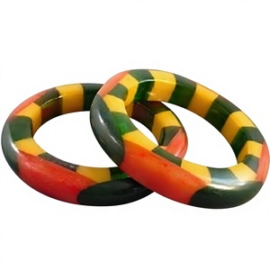 กำไลข้อมือเรซิ่นอะคริลิกลายทางสีสันสดใสสไตล์วินเทจ คุณภาพพรีเมียม แฟชั่นทันสมัยสำหรับทุกเพศ ลายเรขาคณิต - Product Image 2