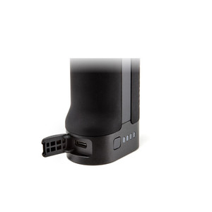 <span class=keywords><strong>Ronin</strong></span> BG30 Battery Grip, un accesorio oficialmente compatible con los estabilizadores de cardán <span class=keywords><strong>DJI</strong></span> RS 3 <span class=keywords><strong>Pro</strong></span> y RS <span class=keywords><strong>2</strong></span>. - Product Image 4