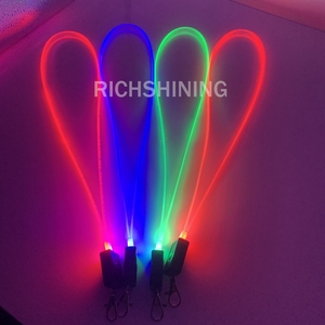 Cordón LED Personalizado Richshining con Logotipo de Marca, Collar LED de TPU Colorido con Tarjeta de Identificación <span class=keywords><strong>para</strong></span> <span class=keywords><strong>Festivales</strong></span> de Música, Fácil de Ver <span class=keywords><strong>para</strong></span> <span class=keywords><strong>Camareros</strong></span> - Product Image 4