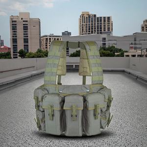 Gilet de sécurité tactique en polyester Molle pour extérieur, personnalisable, vente en gros directe usine - Product Image 1