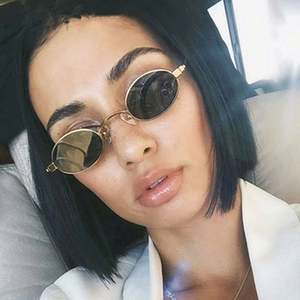 Nouveautés Mode Lunettes de Soleil pour Femmes avec Logo Personnalisé, Monture Métallique, UV400, Petites Lunettes Ovales - Product Image 2