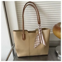 Tas Selempang Wanita TC Fashion Mewah Bahan Kulit PU Lembut 1-1.9L Dua Tali Bordir Tahan Air dengan Tali Rantai 2025