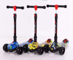 Vente en gros de jouets pour enfants, Scooter à pied 3 roues en Pu, trottinette à pied à vendre - Product Image 1